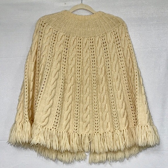 Vintage Handmade Knit Cape w/ Pearl Button - Picture 3 of 3